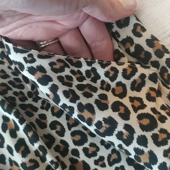 H&M Leopard Roper - Picture 7 of 8
